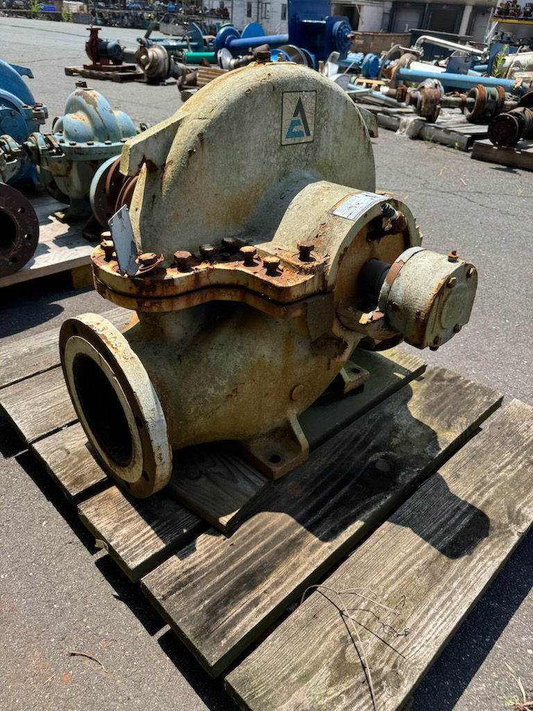 3884